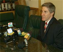 mrsa-press-conf-008